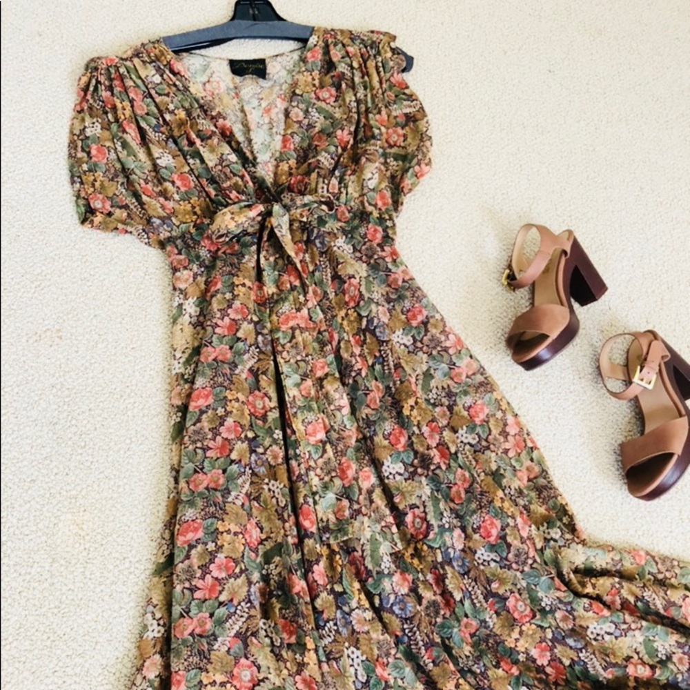 Beautiful Vintage Dress